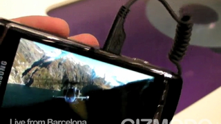Samsung Omnia HD Hands On Video: Amazing Screen, Still Bad Response